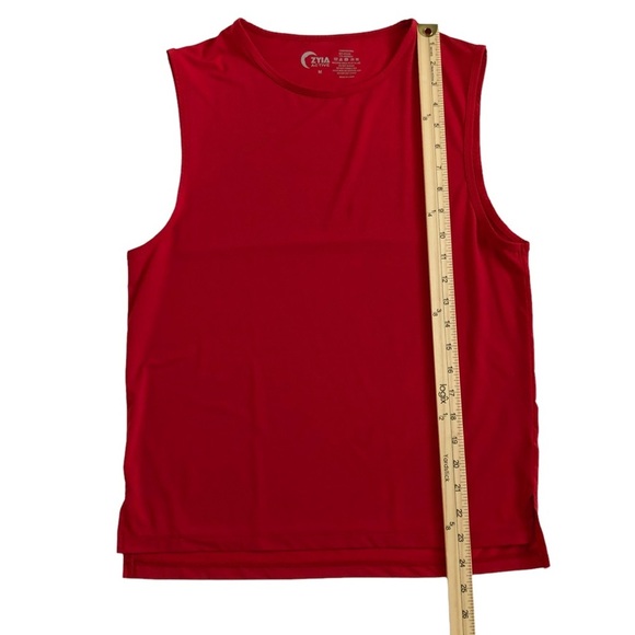 Zyia Active‎ Red Tank Top Size Medium - Picture 4 of 6